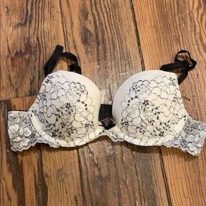 VS White Lace Push-up Bra